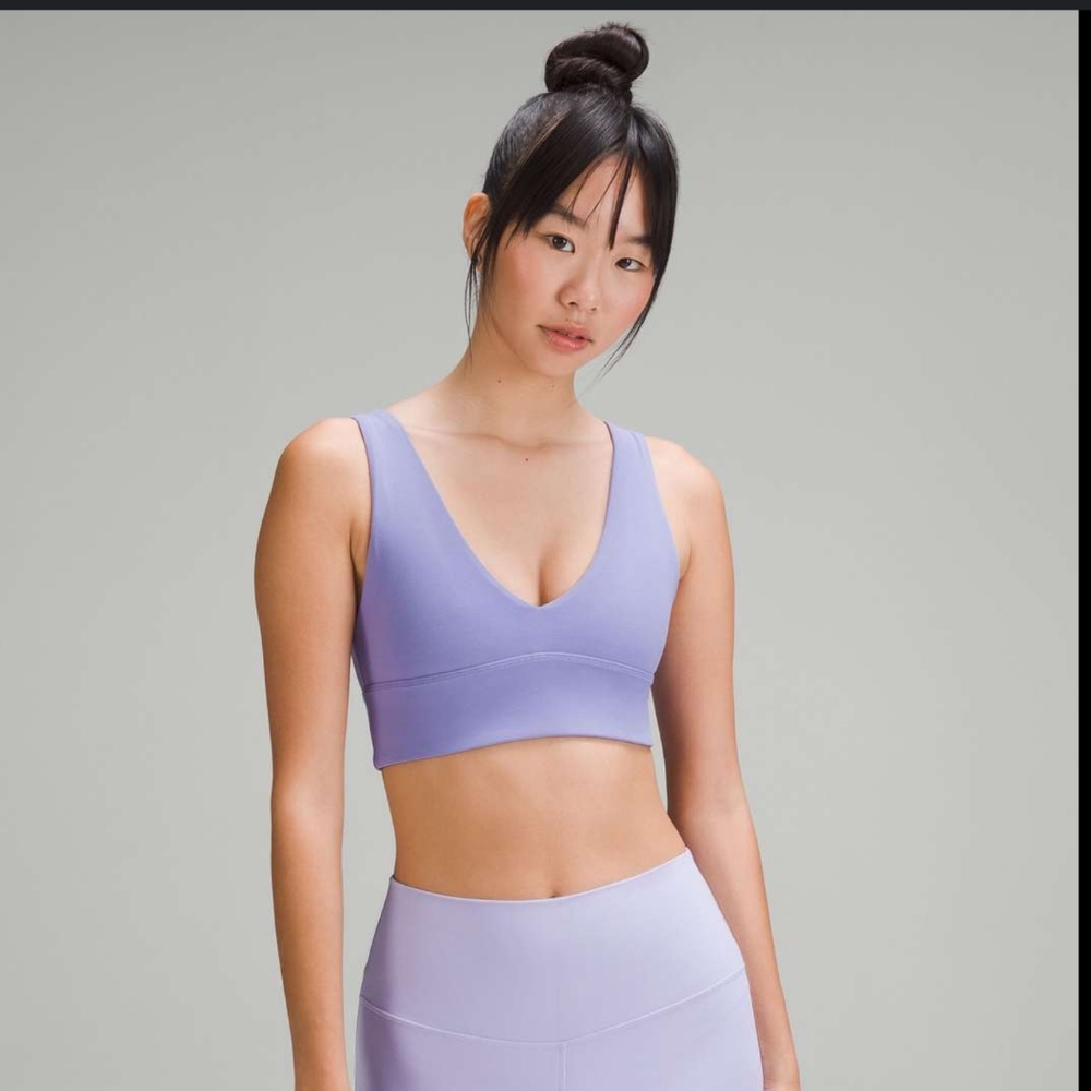Great condition: Lululemon Align V-Neck Bra *Light Support, A/B Cup